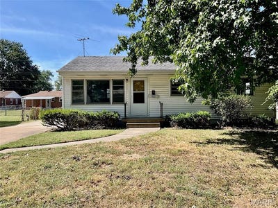 /international/us/3221-aubrey-avenue-granite-city-il-110110399119/