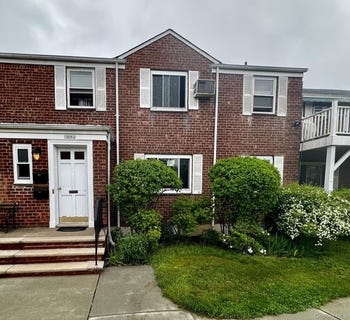 /international/us/72-19-little-neck-parkway-glen-oaks-ny-110108552099/