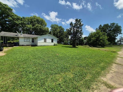 /international/us/2328-n-main-street-brinkley-ar-110100422803/