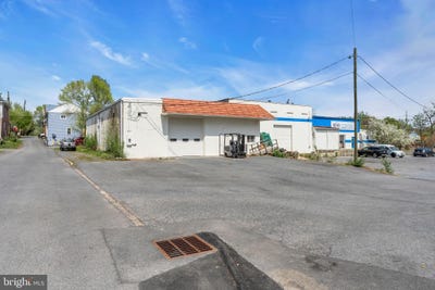 /international/us/449-n-cameron-street-winchester-va-110105216758/