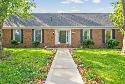 /international/us/635-country-club-lane-hopkinsville-ky-110108363176/