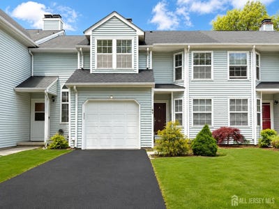 /international/us/91-delaware-lane-branchburg-nj-110106474081/