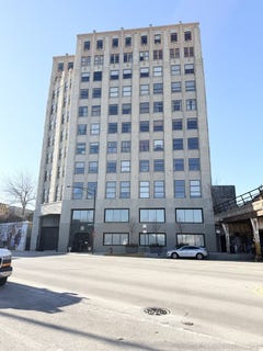 /international/us/1550-s-blue-island-avenue-chicago-il-110108019332/