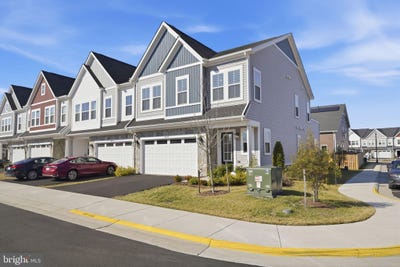 /international/us/14679-grand-cru-loop-gainesville-va-110106177394/