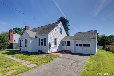 /international/us/40-oak-street-east-hartford-ct-110108581399/