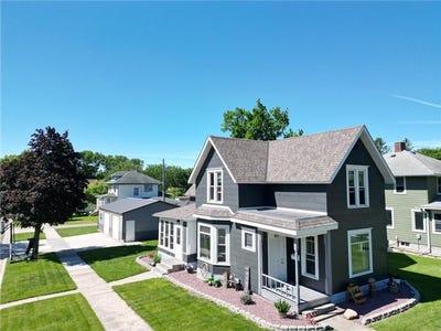 /international/us/601-e-depue-avenue-olivia-mn-110108815713/