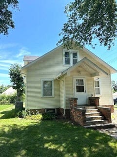 /international/us/301-e-roosevelt-st-wausa-ne-110100817531/