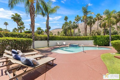 /international/us/1998-s-mesa-dr-palm-springs-ca-110107956881/