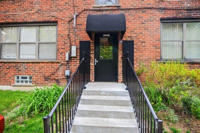 /international/us/25749-woodward-avenue-royal-oak-mi-110108586071/