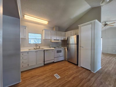 /international/us/8510-old-sardis-road-morris-al-110107657730/