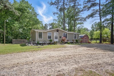/international/us/1130-tulls-creek-road-moyock-nc-110099294466/