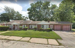 /international/us/14900-oak-street-dolton-il-110106250147/