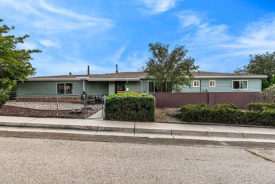 /international/us/1701-vassar-drive-se-albuquerque-nm-110120770454/
