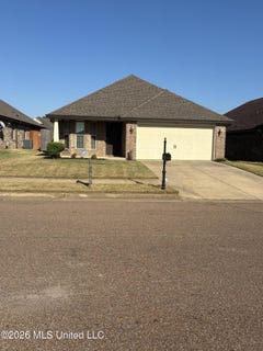 /international/us/7944-allenwood-lane-olive-branch-ms-110107416367/