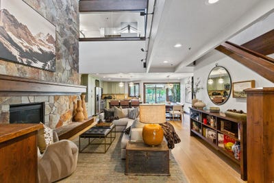 /international/us/1670-deer-valley-dr-n-park-city-ut-110107940082/