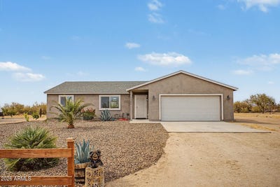 /international/us/24686-e-bartlett-road-florence-az-110108656969/