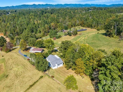 /international/us/67-69-allman-hill-road-weaverville-nc-110120454834/