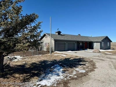 /international/us/81-orcutt-drive-pinedale-wy-110106092879/