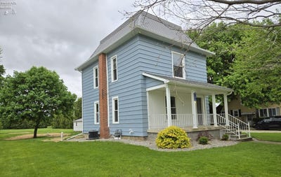 /international/us/8190-main-street-old-fort-oh-110108030327/