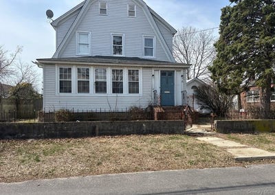 /international/us/129-n-7th-street-lindenhurst-ny-110106917543/