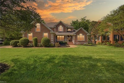 /international/us/113-tern-court-yorktown-va-110107386851/