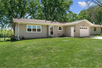 /international/us/437-13th-street-ne-owatonna-mn-110108335380/