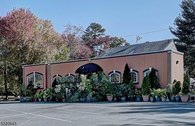 /international/us/292-passaic-ave-fairfield-twp-nj-110095401012/