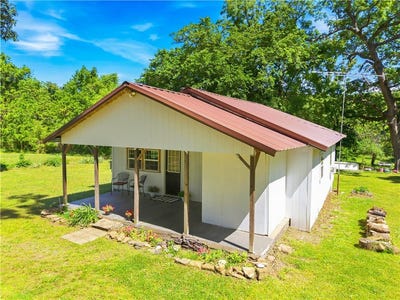 /international/us/464220-e-888-road-stilwell-ok-110103102497/