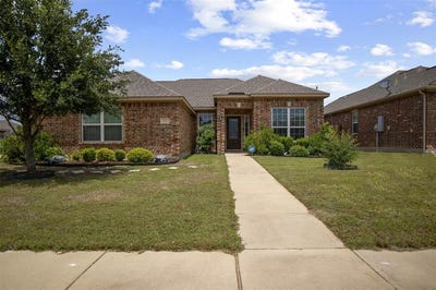 /international/us/717-roaring-springs-drive-glenn-heights-tx-110100428564/