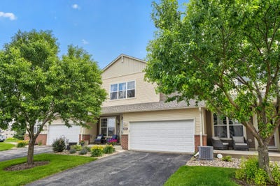 /international/us/5032-cherrybark-lane-se-rochester-mn-110108987984/