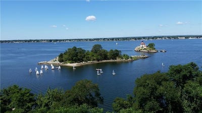 /international/us/33-bullocks-point-east-providence-ri-110100456267/?lang=zh-tw