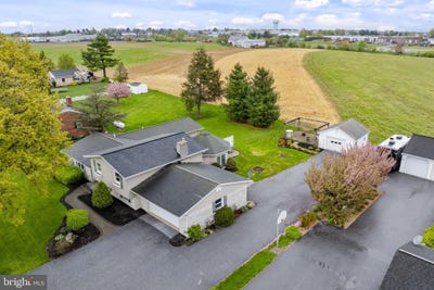 /international/us/193-s-shirk-road-new-holland-pa-110107961014/