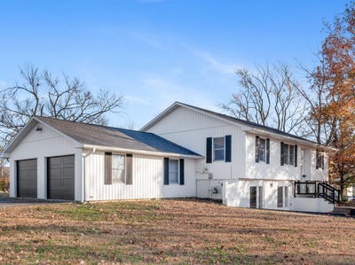 /international/us/705-s-clay-street-nevada-mo-110103674527/