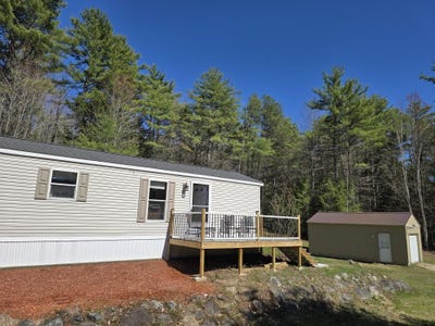/international/us/440-old-county-road-brownfield-me-110107700936/