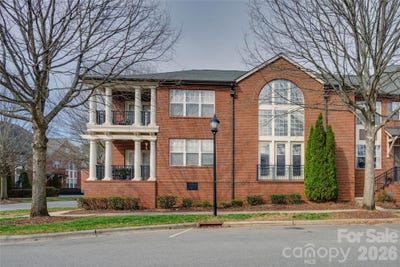 /international/us/120-steinbeck-way-mooresville-nc-110106299640/
