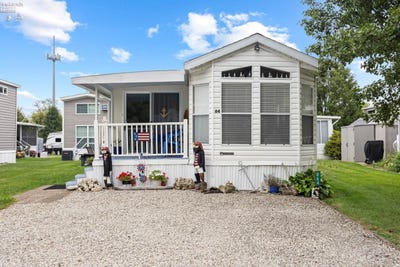 /international/us/1920-s-bayshore-road-marblehead-oh-110119624112/