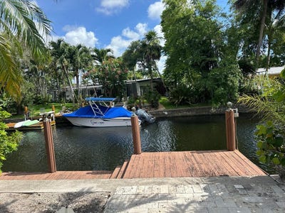 /international/us/2645-scott-street-hollywood-fl-110108389312/