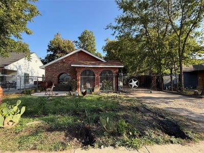 /international/us/235-w-suffolk-avenue-dallas-tx-110120044105/
