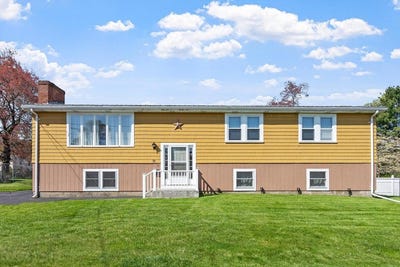 /international/us/31-atherton-ayer-ma-110107824743/