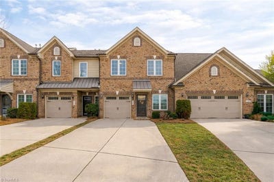 /international/us/748-carneros-circle-high-point-nc-110105195246/