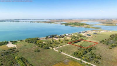 /international/us/lot-27-hauck-s-bay-addition-lake-preston-sd-110103740471/