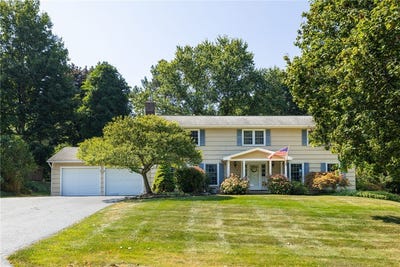 /international/us/47-hillrise-drive-penfield-ny-110109040662/