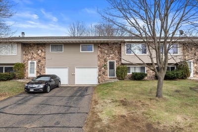 /international/us/6007-jessica-street-weston-wi-110107630295/
