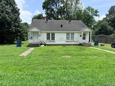 /international/us/305-307-w-4th-street-portageville-mo-110108735263/