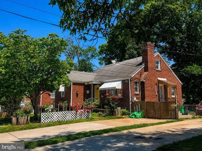 /international/us/7207-23rd-avenue-hyattsville-md-110108449588/