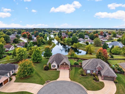 /international/us/5611-n-10th-avenue-ozark-mo-110120617619/