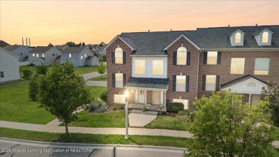 /international/us/625-nantucket-drive-lansing-mi-110109064451/