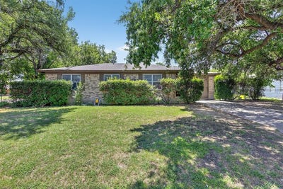 /international/us/5328-ira-street-n-haltom-city-tx-110101142918/