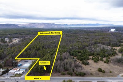 /international/us/1345-1347-route-9-moreau-ny-110099370358/?lang=zh-tw