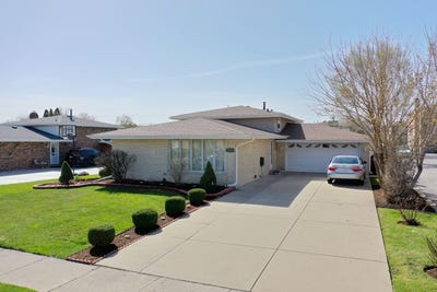 /international/us/7849-w-79th-place-bridgeview-il-110108503787/